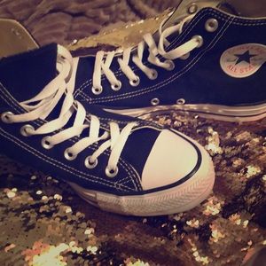 Women’s converse